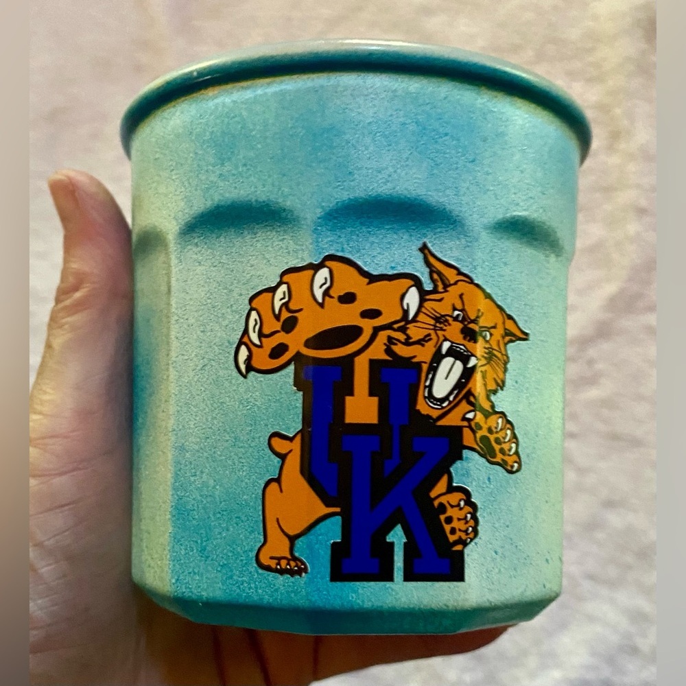 🔥University of Kentucky Handcrafted Cup🔥